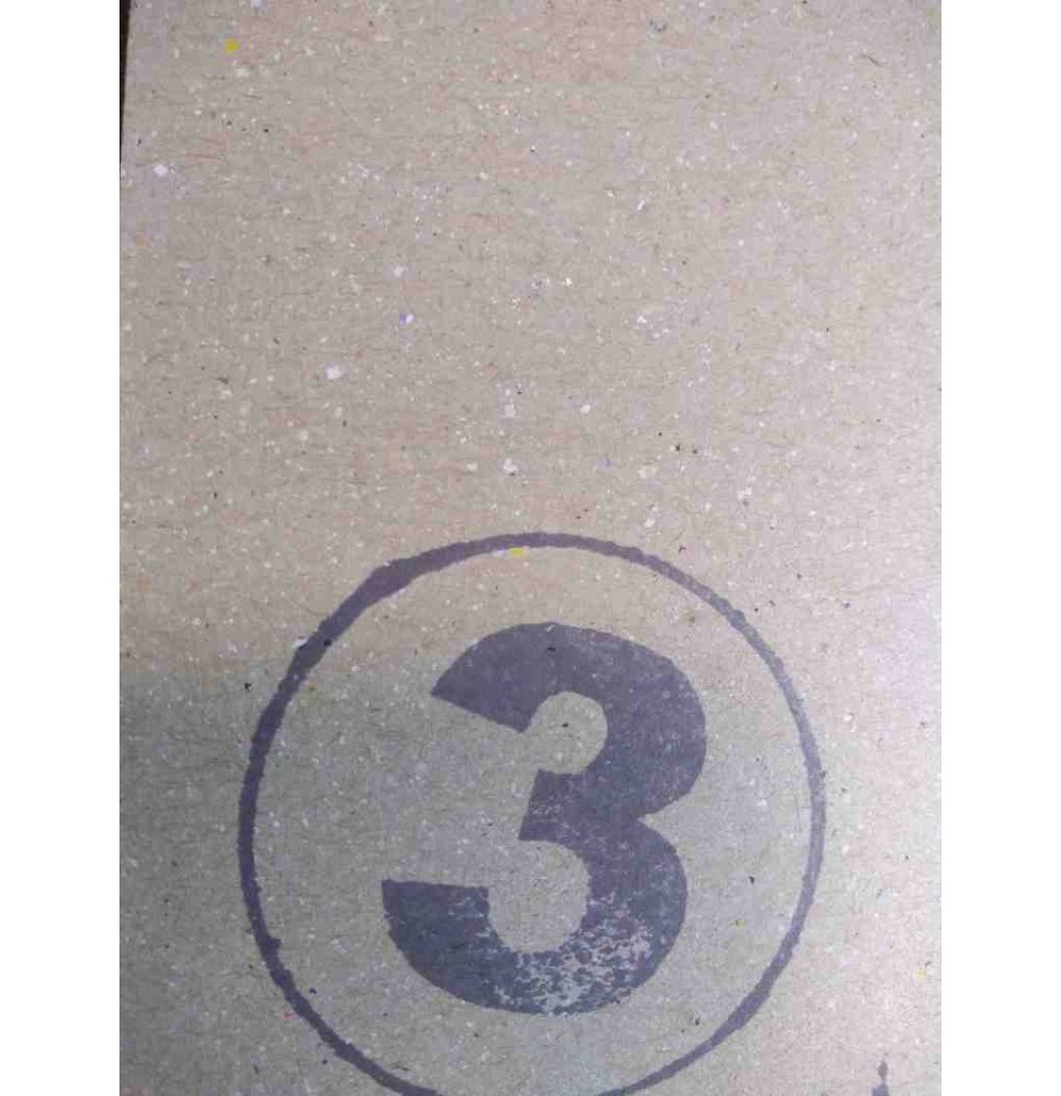 CARTON GRIS 3 1.5MM 90X130 CMS